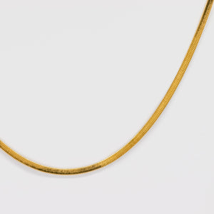 Open the image in a slideshow, Classic Chain Necklace
